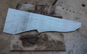 wood knife1.webp