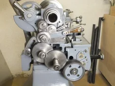 gears-010.webp