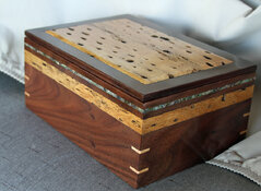 finish lid closed.jpg