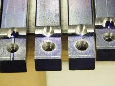 tool-making-004.webp