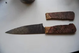 knife 002s.webp